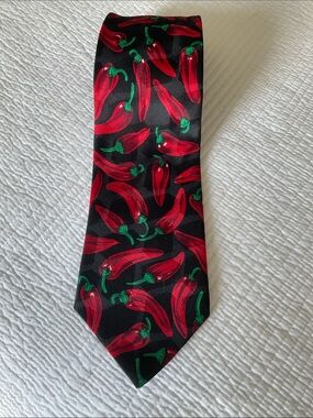 Chilli Peppers tie